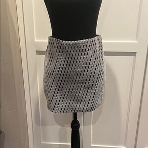Zara Black Cream Mini Skirt Size S